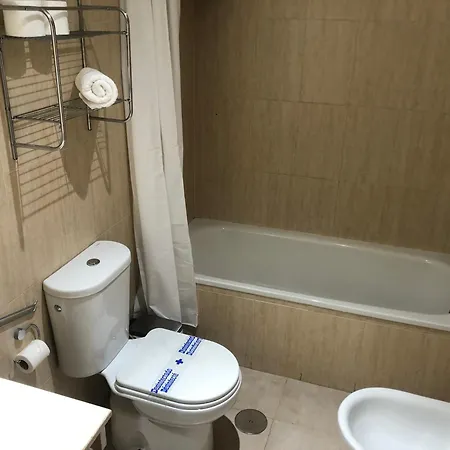 Zona Media Confort Monte Oiz Apartment *