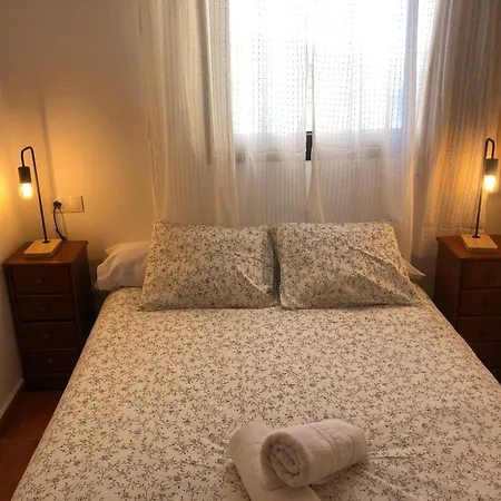 Zona Media Confort Monte Oiz Apartment *