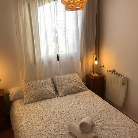 Zona Media Confort Monte Oiz Apartment *